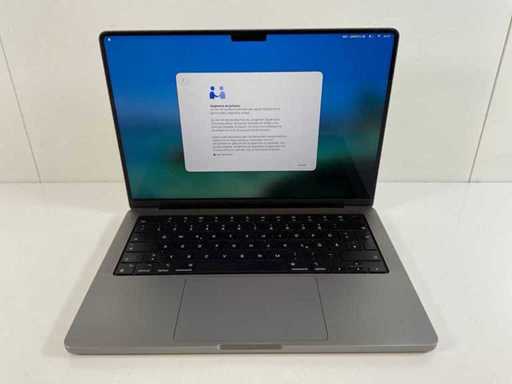 Apple MacBook Pro 14”, Apple M1 Pro, 16 GB RAM, 512 GB NVMe Laptop