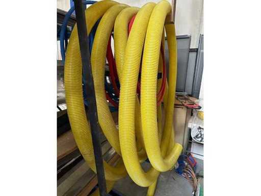 geribte kokers en drainageresten - Various contractor materials