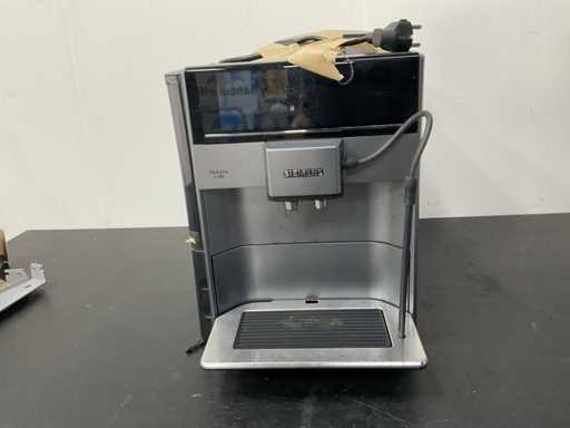 Siemens EQ6 plus S 100 Coffee et machines à espresso