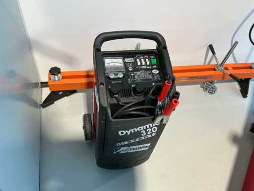 TELWIN Dynamic 320 Battery Charger Starter 12/24 V