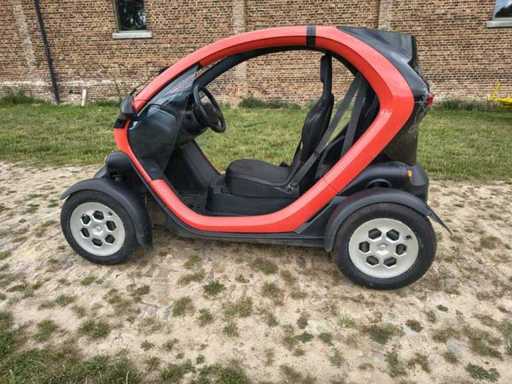 2019 Renault Twizy 45 Passenger Car