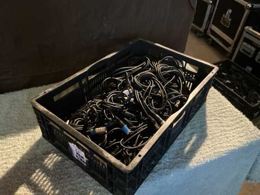 2/3m XLR Audio cables in crate