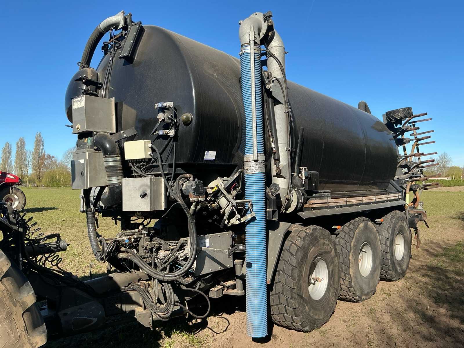 2005 Ag-Chem 3A-MA-LG Manure tank with injector