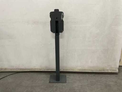 Eve - tripod for charging station / wallbox