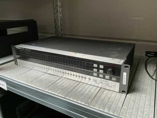  Processeur de signal Mackie Quad EQ  