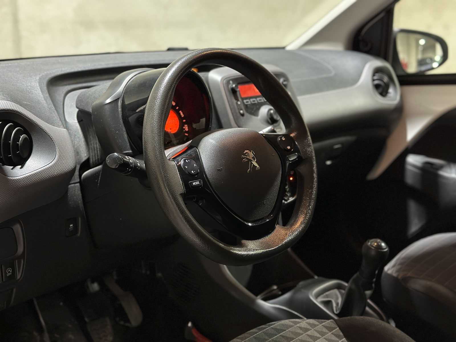 Peugeot 108 1.0 e-VTi Active 71pk 2021 (Origineel-NL + 1e eigenaar), N-570-KN 