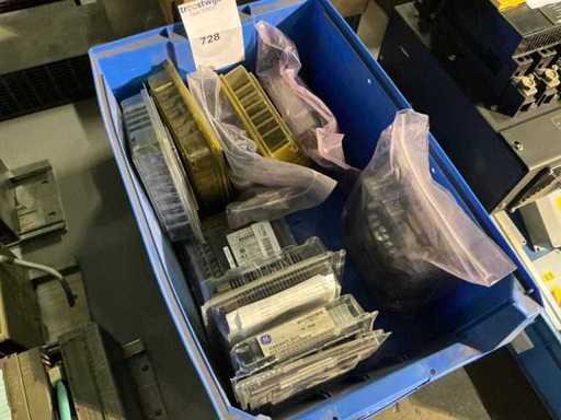 Un lot de module PLC GE