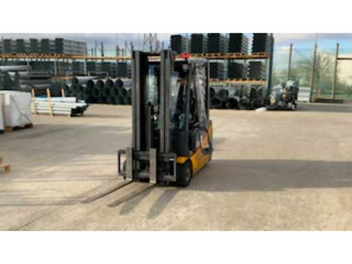 27d9e7f0-411d-4689-b9e7-2d376d57e037.mp4