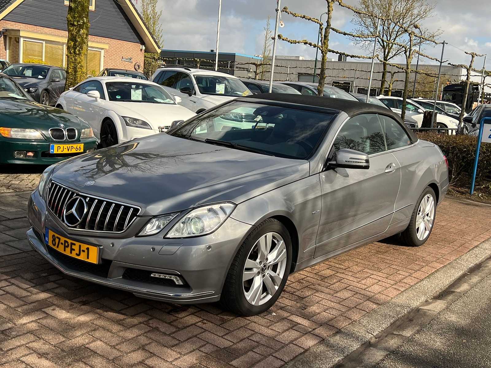 Mercedes-Benz – Klasa E Cabrio – 250 CGI Avantgarde – 2011 – 87-PFJ-1