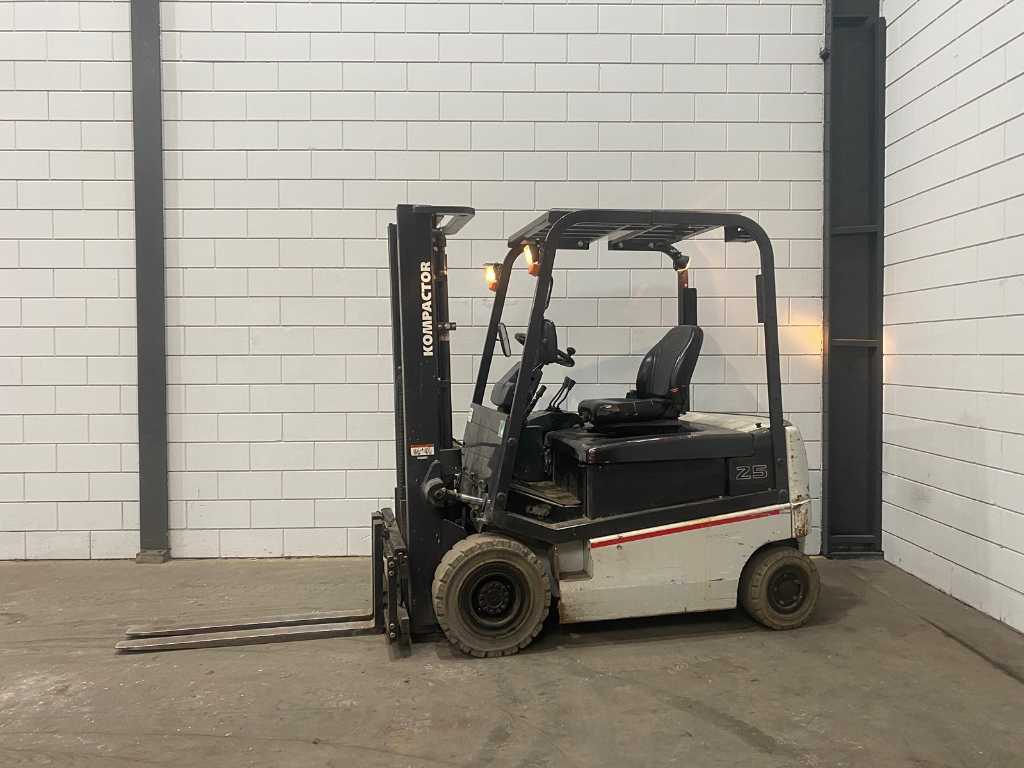 Nissan - Q02L25CU - Forklift