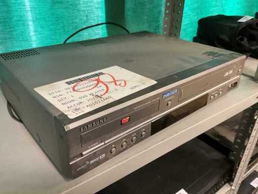 Enregistreur vidéo et DVD Samsung DVD-V7070