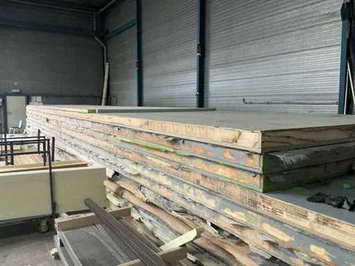 Batch of construction floors for refrigerated trailers