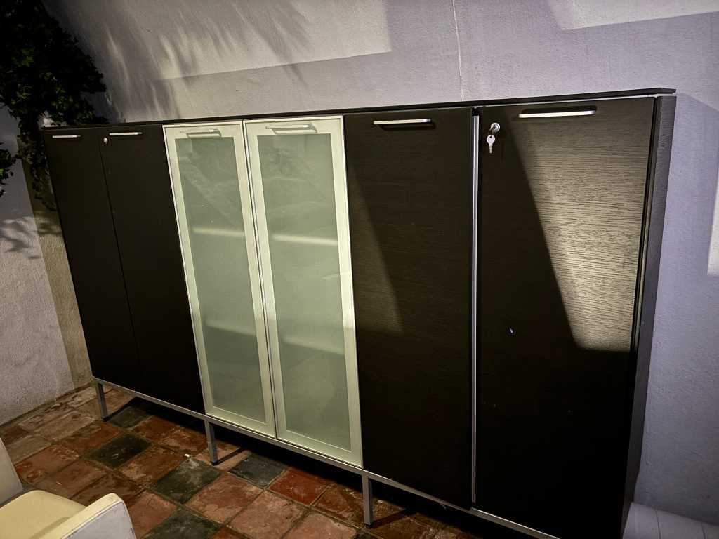 Sideboard cabinet