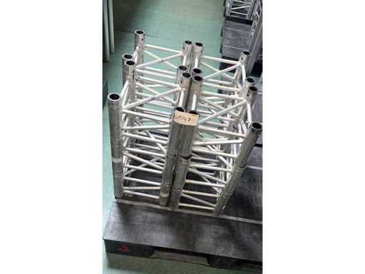 12x BOXCORNER 30 RACK 21,00