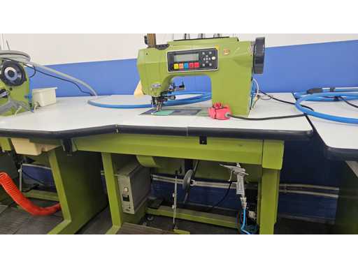 Mașini de cusut industriale programabile SIMAC 781