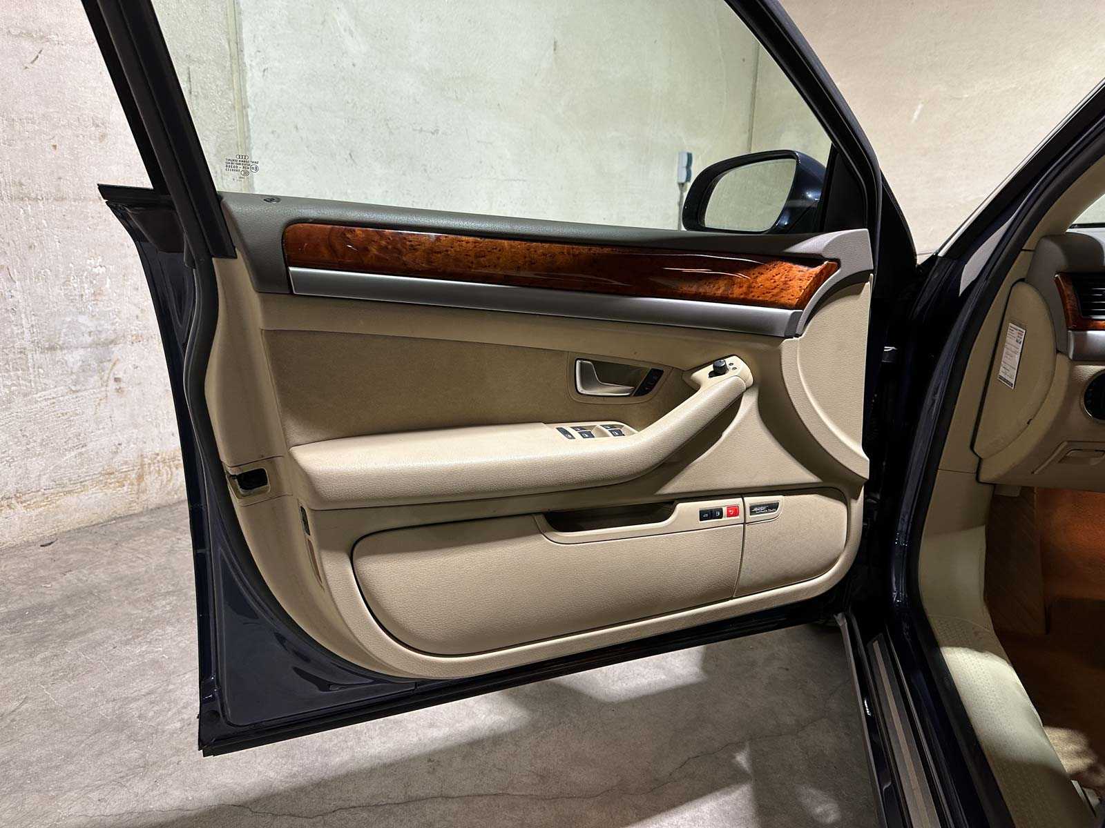 Audi A8 4.2 quattro Pro Line 350pk 2007, 25-XH-VZ