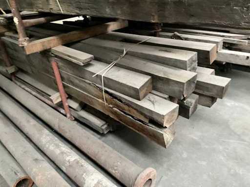 Partij diverse nieuwe eiken balken (15x)