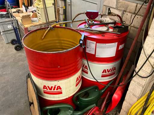 Instala?ie de amestecare a apei de r?cire Avia cu mixer ?i refractometru