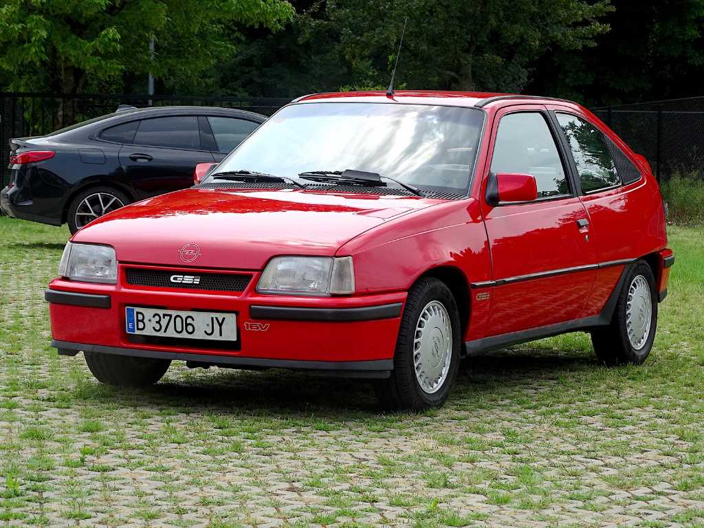 Opel Kadett 2.0 GSi 16v