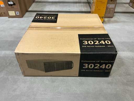 Professionelles 19'' Servergehäuse 30240