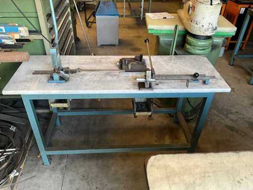 Sandvik 42-0 Handheld Die Cut Cutting Machine