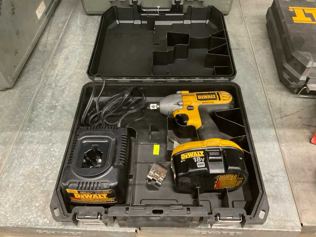 DeWalt DC821 Impact Wrench Troostwijk Auctions