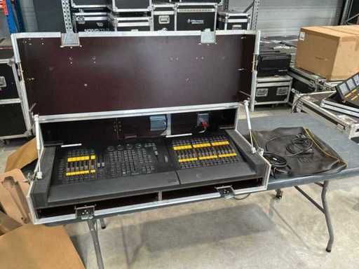 MA Lightning OnPC Command Wing Mixer z rozszerzeniem