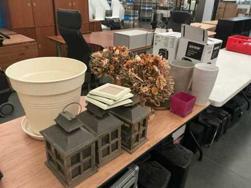 Lot Decoration Material