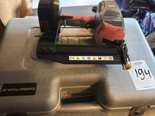 Senco Cordless finish 32 Tacker