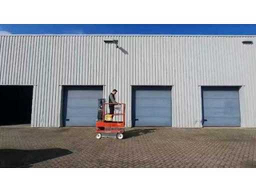 a9718408-4f9f-4ef8-81e5-1e283d17bf79.mp4