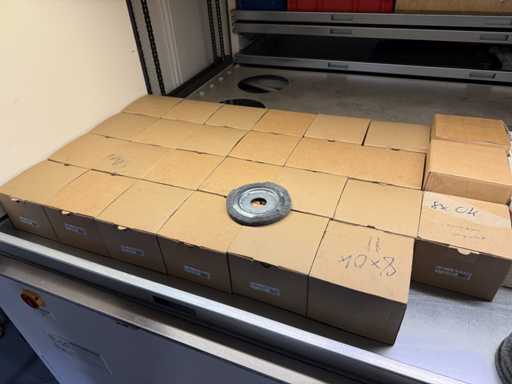   Lot of single-disc brushes 