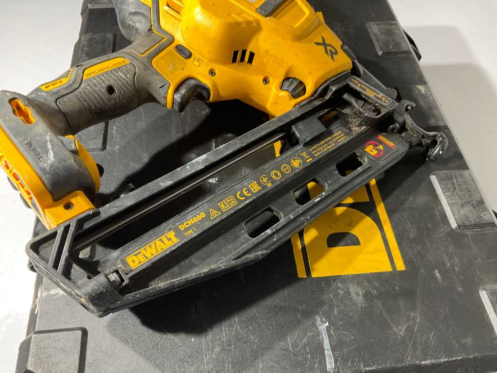 Dewalt DCN660 Tekker Troostwijk Auctions