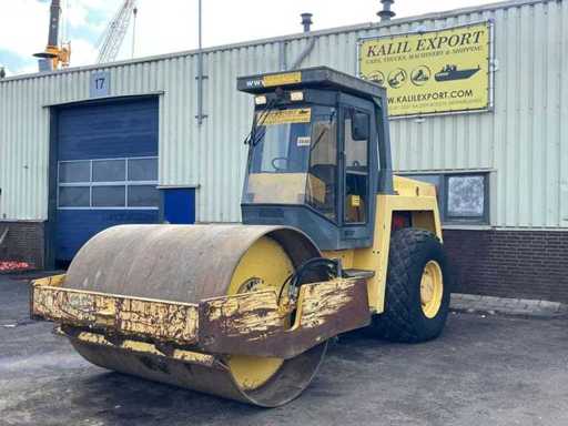 BOMAG - BW213 - Drierolwals