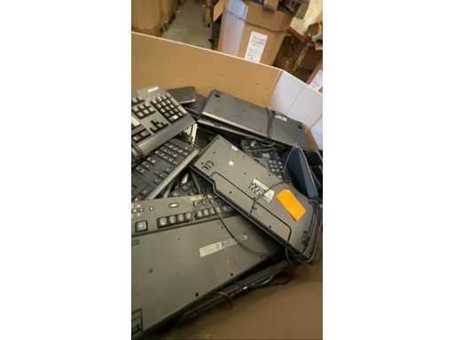 Pallet - keyboards (100x)