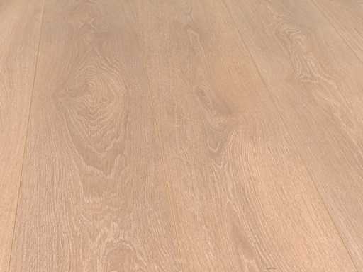 43 m2 Laminaat plank - 1285 x 192 x 8 mm