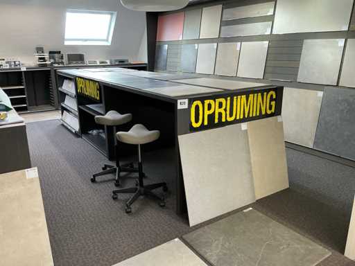 REDEC Table + presentation furniture