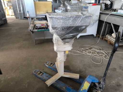 SEMI (label zichtbaar) - 2.5–4.0 - Diverse bakkerijapparatuur