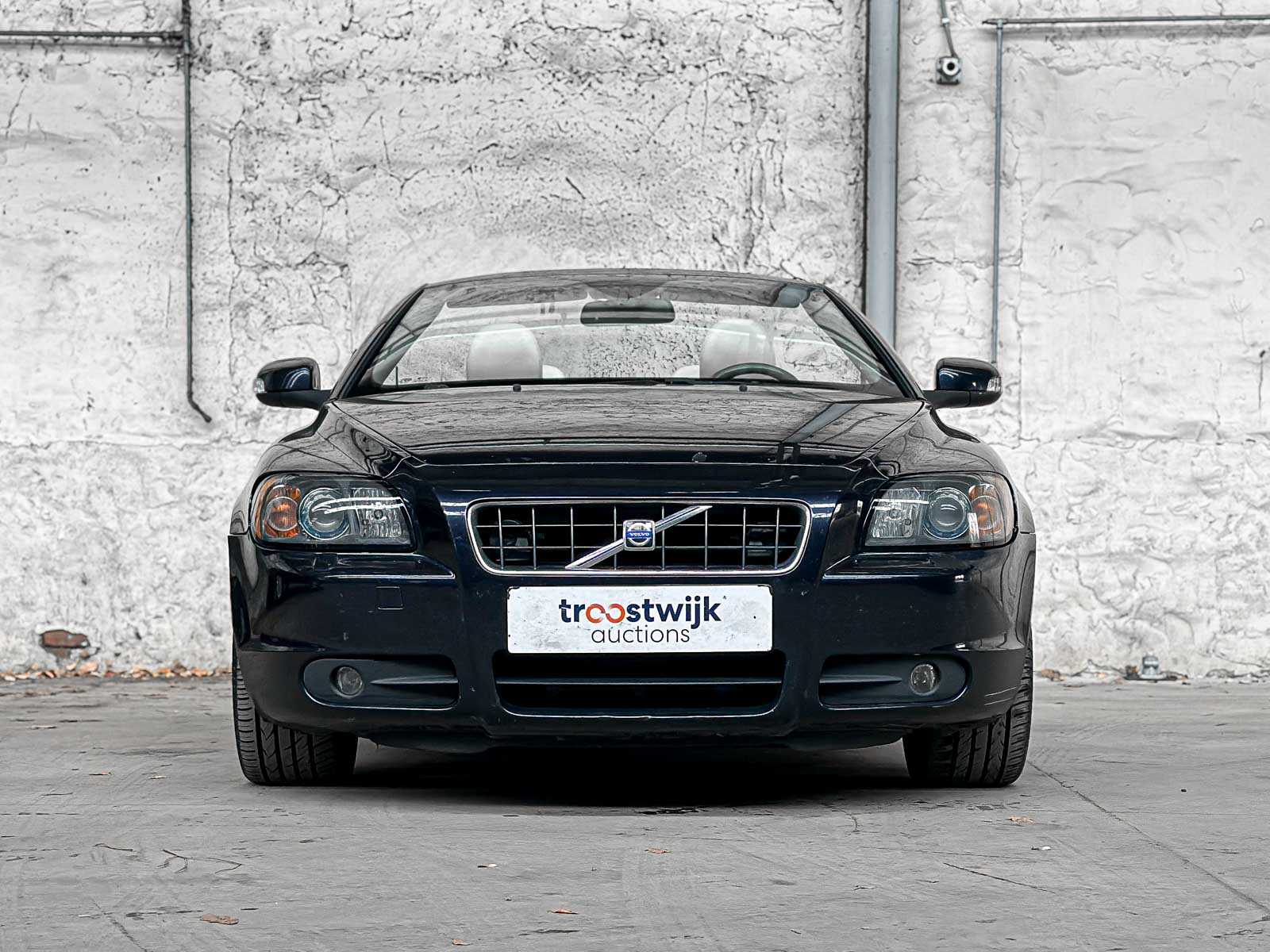 Volvo C70 Convertible 2.4 D5 Momentum 177pk 2007, 05-XL-LL
