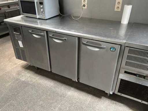 Établi réfrigéré Hoshizaki 3 portes