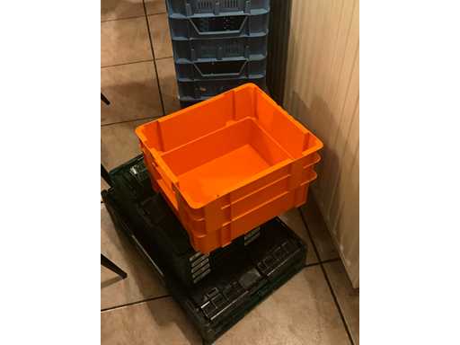 Diverse opbergbakken (24x)