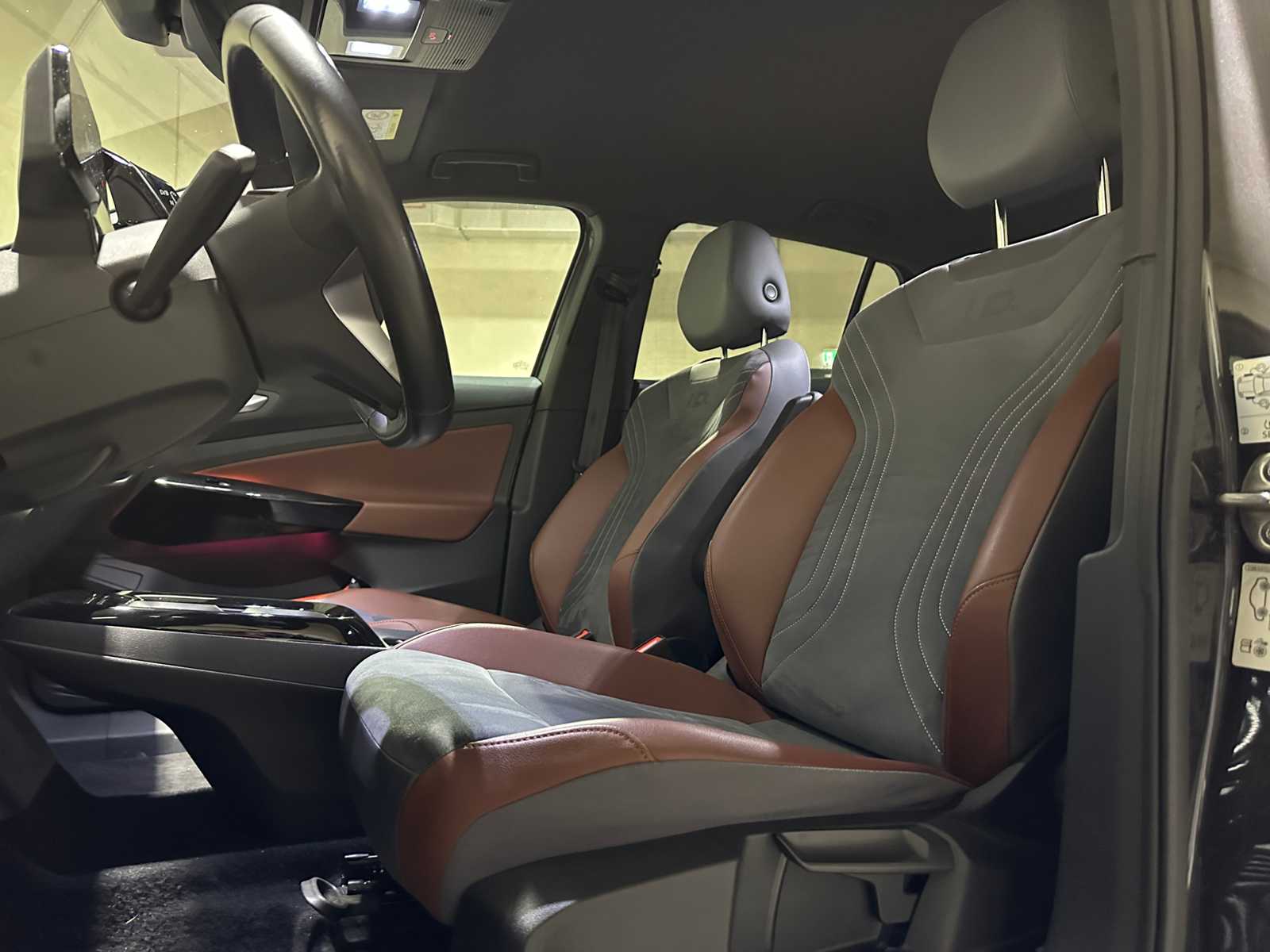 Volkswagen ID.4 First 77 kWh 204pk 2020 (Origineel-NL), K-186-JK