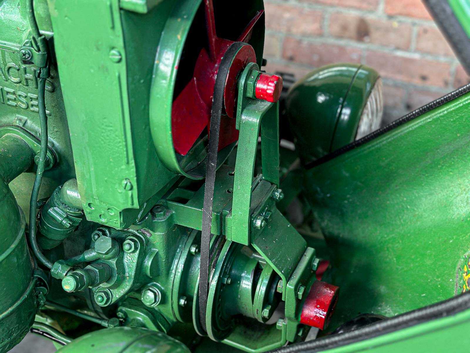 Holder 1955 1-Cilinder Oldtimer Tractor + Originele Melkwagen, TRH-44-X