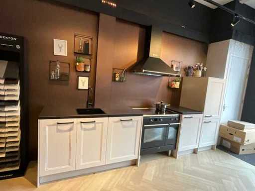 Artego - Showroom kitchen