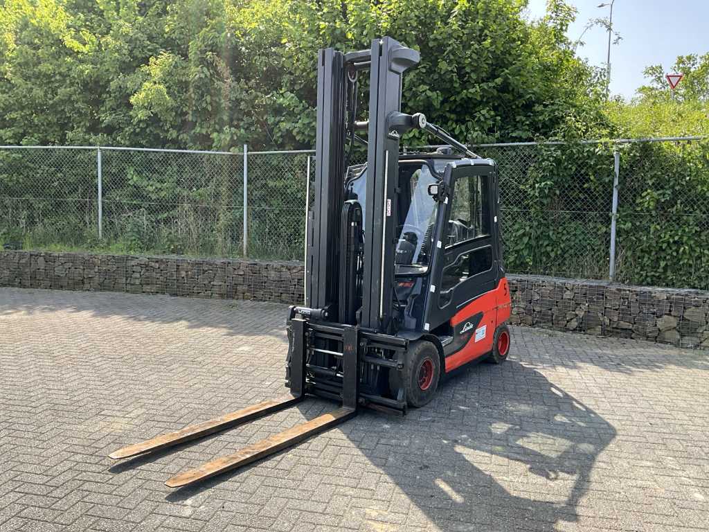 2020 Linde E30-01 Forklift