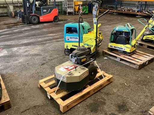 CRAMER WKB 480 Weed Brush