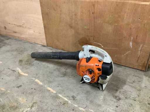 Souffleuse à feuilles Stihl bg86