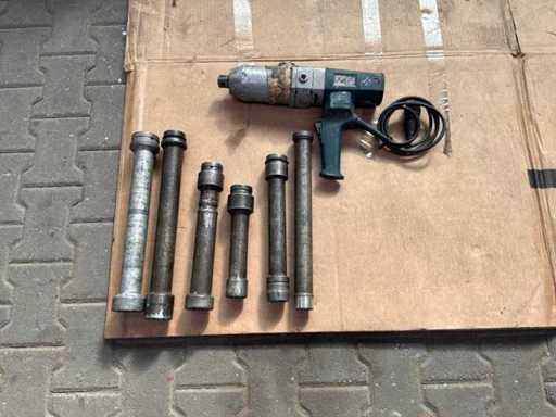 Chiave rotativa a impulsi Bosch GDS 30 con chiavi a bussola