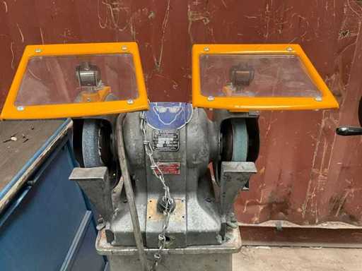 Black & Decker 6" bench grinder Double grinding mill
