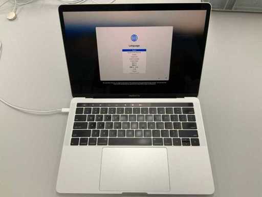 Apple A1989 13-inch MacBook Pro MV9A2N/A Laptop