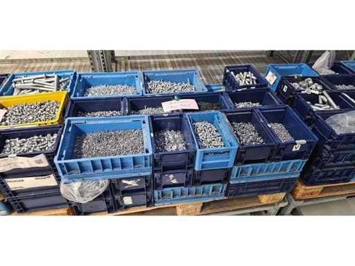 Mischpalette div. Schrauben und Muttern